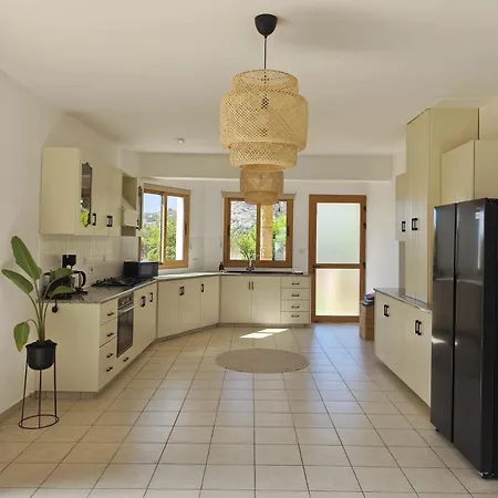 And Nest Casa Alba Modern Boho With Private Pool Near To Sea, Paphos *