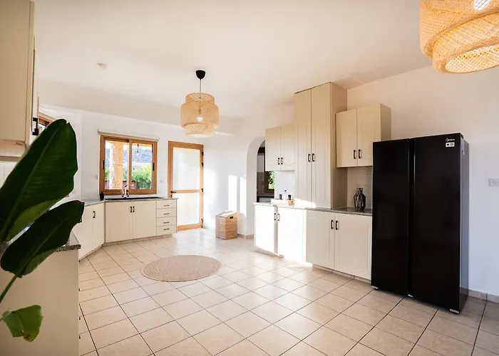 And Nest Casa Alba Modern Boho With Private Pool Near To Sea, Paphos Villa