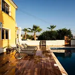 Villa Casa Alba Modern Boho With Private Pool Near To Sea, Paphos Peyia